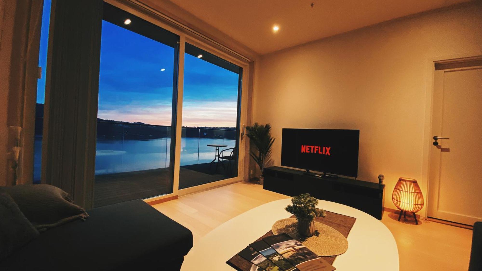 Mjos Tower Suite - Lovely Lake View Brumunddal 外观 照片